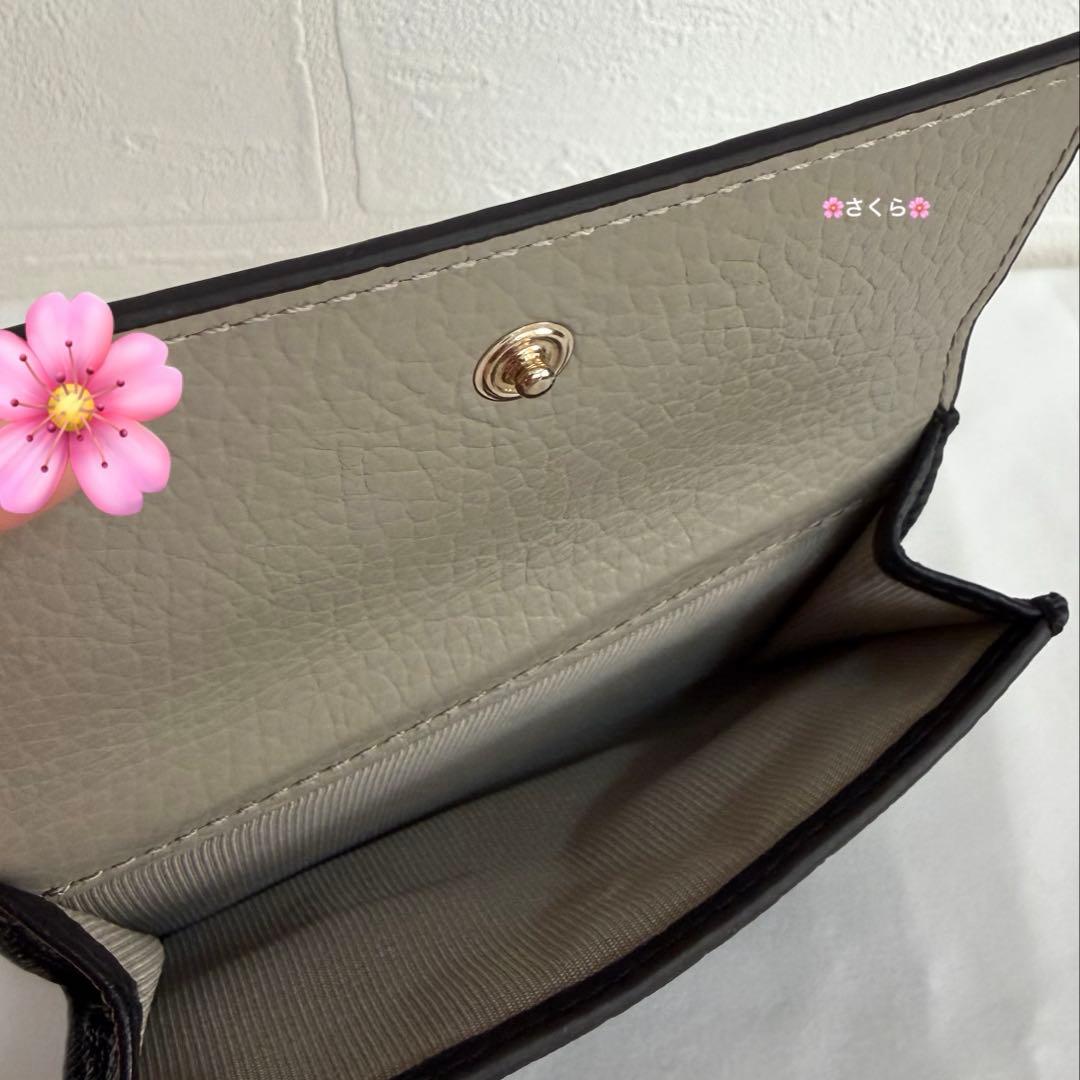 ✨極美品✨フルラ ダフネ 三つ折り財布 ブラック