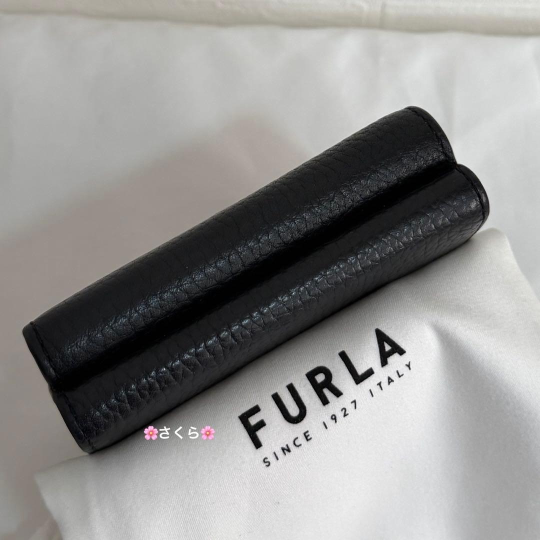✨極美品✨フルラ ダフネ 三つ折り財布 ブラック