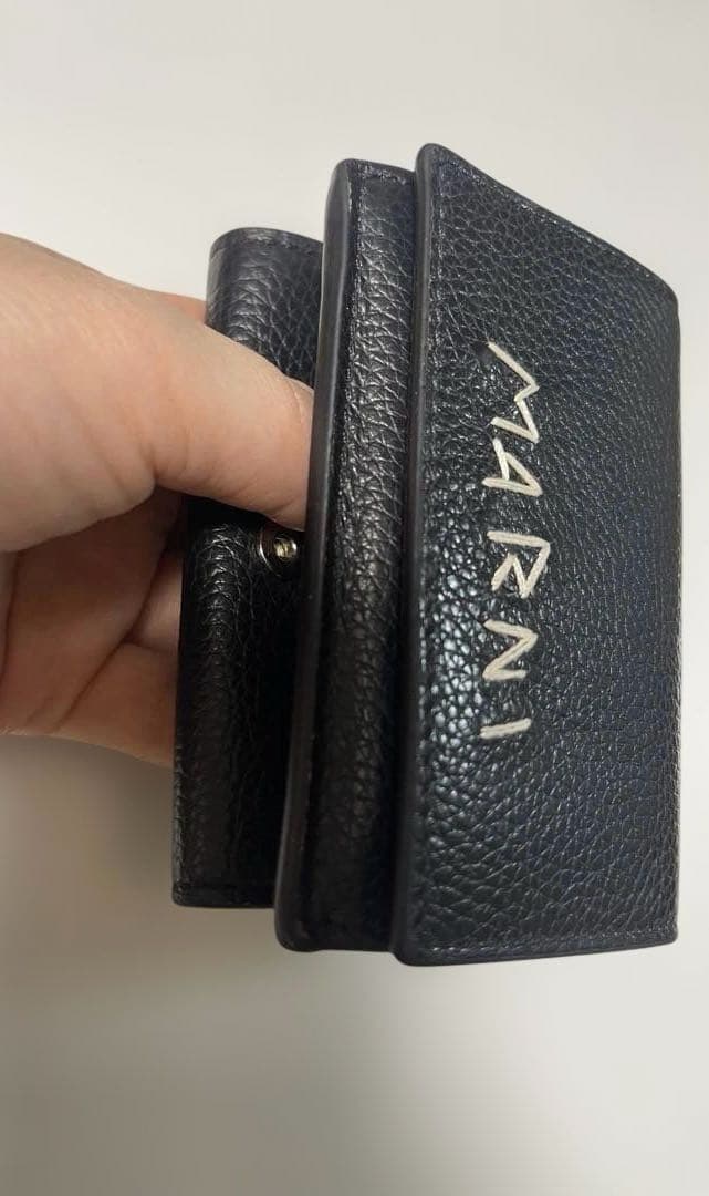 マルニ MARNI 三つ折り財布　ブラック