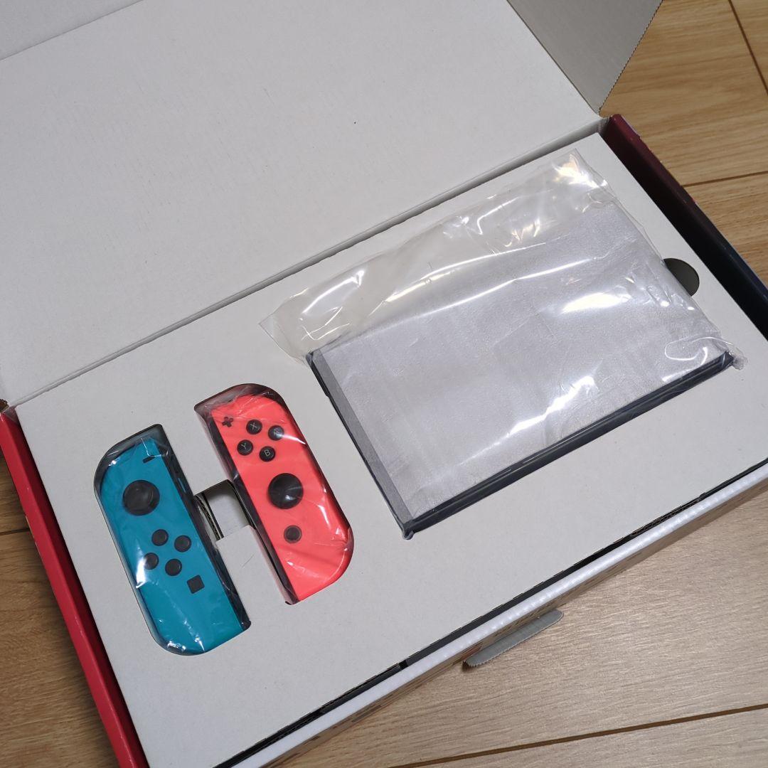 Nintendo Switch 本体 ネオンレッド・ネオンブルー・ネオングリーン