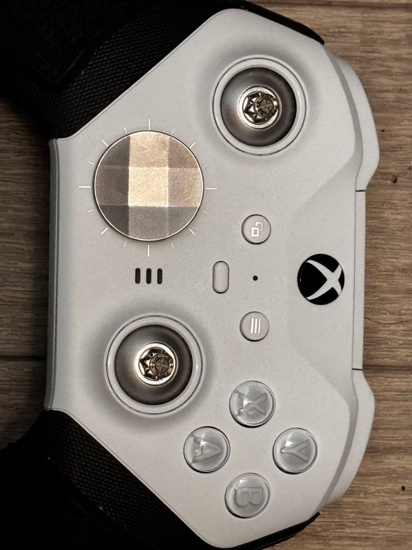 Xbox Elite ワイヤレス コントローラー Series 2 Core