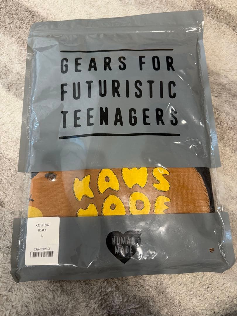 トップス (L size)HUMAN MADE x KAWS T-Shirt