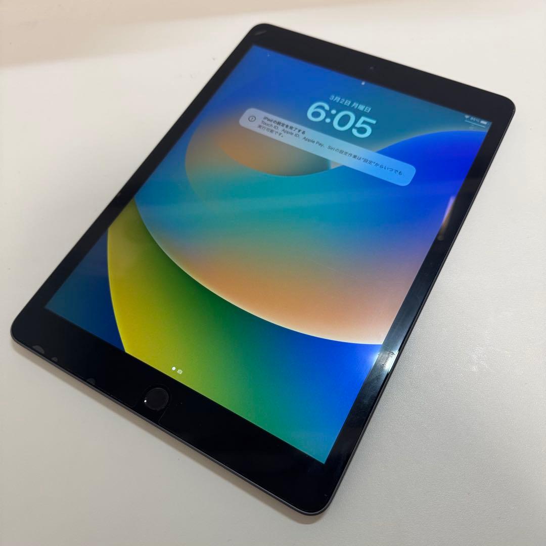 iPad (第7世代) 、純正magic keyboard Wi-Fi