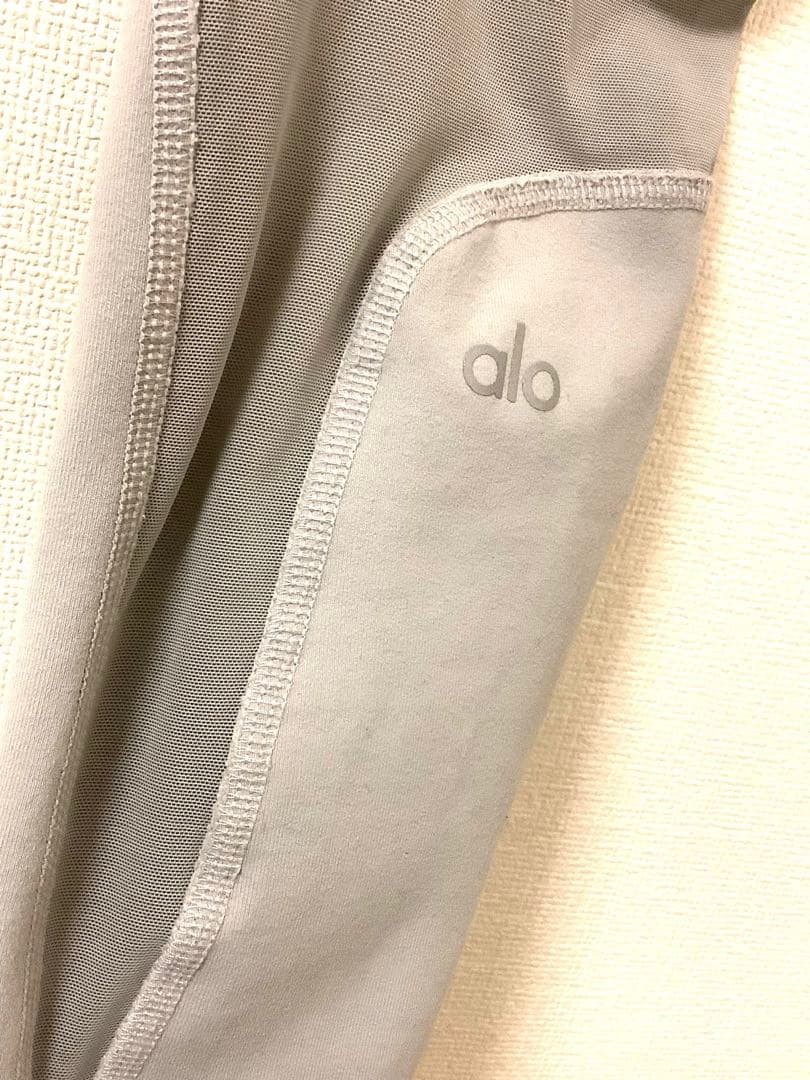 alo アロヨガ　レディース　レギンス　ウェア
