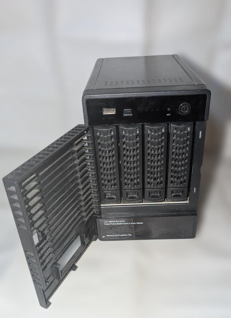 【NAS】NETGEAR ReadyNAS 104 12TB（3TB×4）
