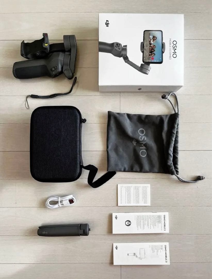 【美品・付属品完備】DJI Osmo Mobile 3 Combo