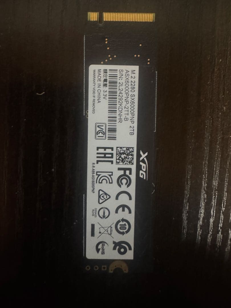 d*2様 XPG 2TB M.2 NVMe SSD