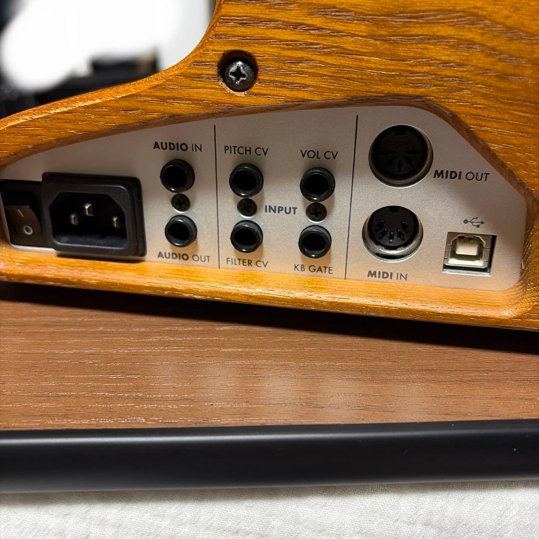 moog SUB 37 アナログシンセサイザー