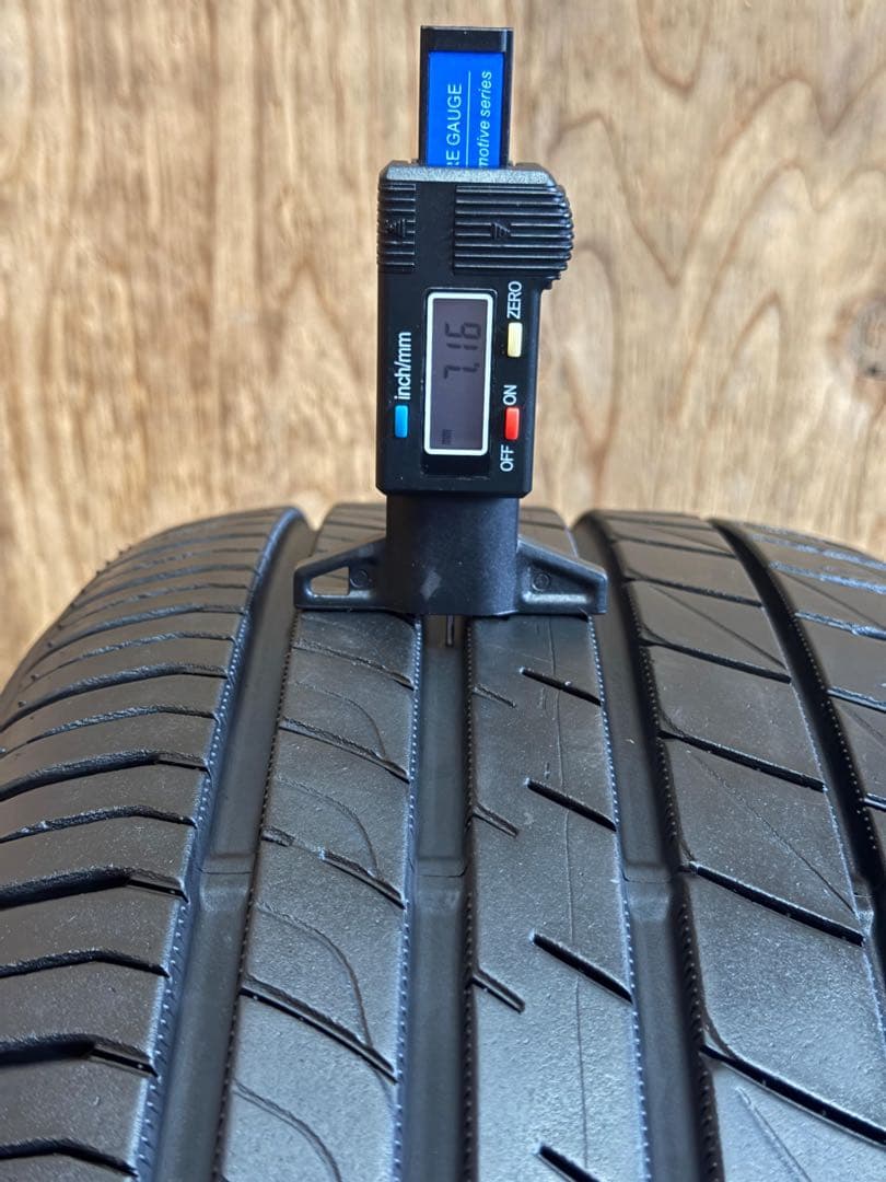 タイヤ・ホイール (560)(1)215/50R17 DUNLOP LE MANS V
