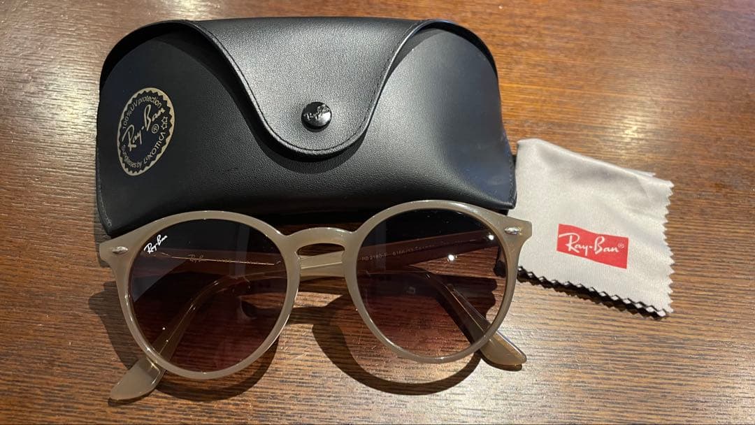 Ray-Ban サングラス RB2180-F