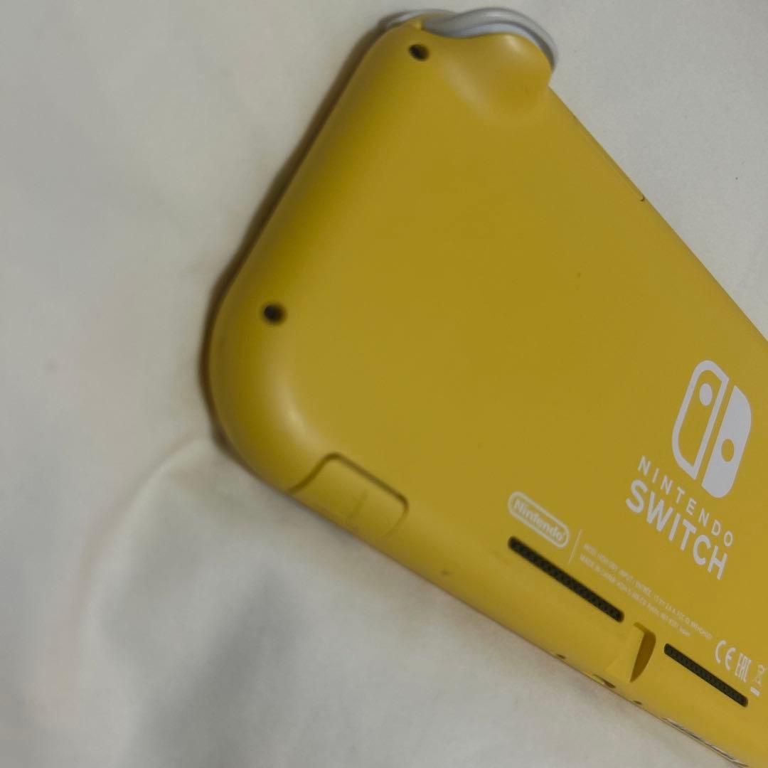 Nintendo switch lite イエロー　（箱・充電器なし）　本体のみ