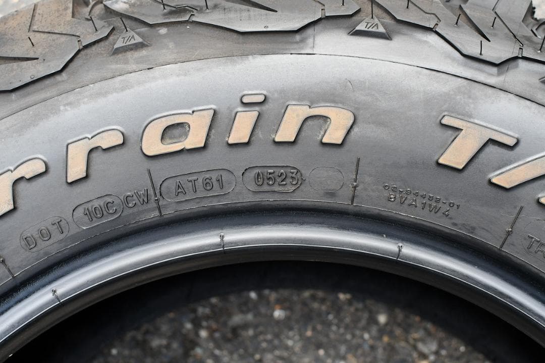 YOBFGoodrich All-Terrain T/A 16イン 4本②