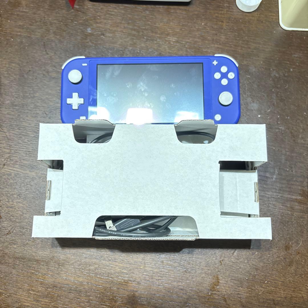 Nintendo Switch Lite ブルー本体