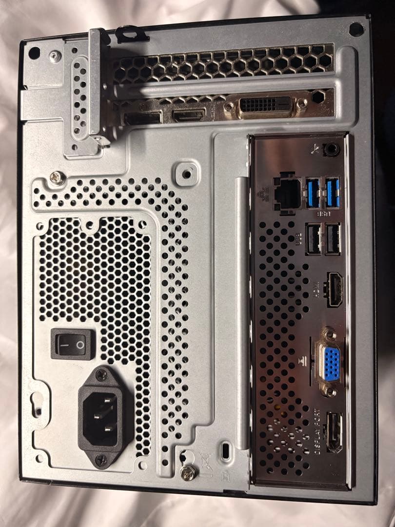 Windowsデスクトップ Desk Meet R5 3500X+1660Super+24GB