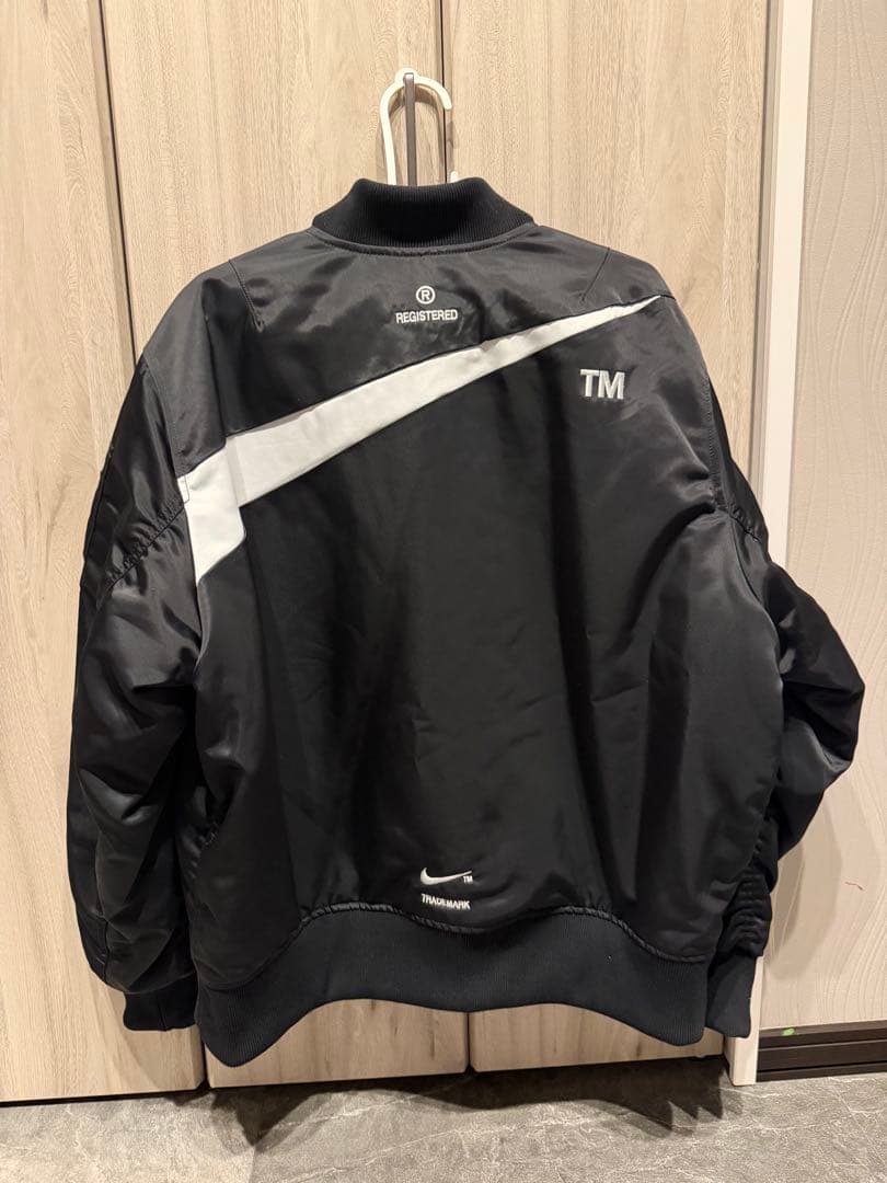 Nike MA-1ジャケット リバーシブル