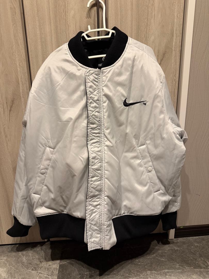 Nike MA-1ジャケット リバーシブル