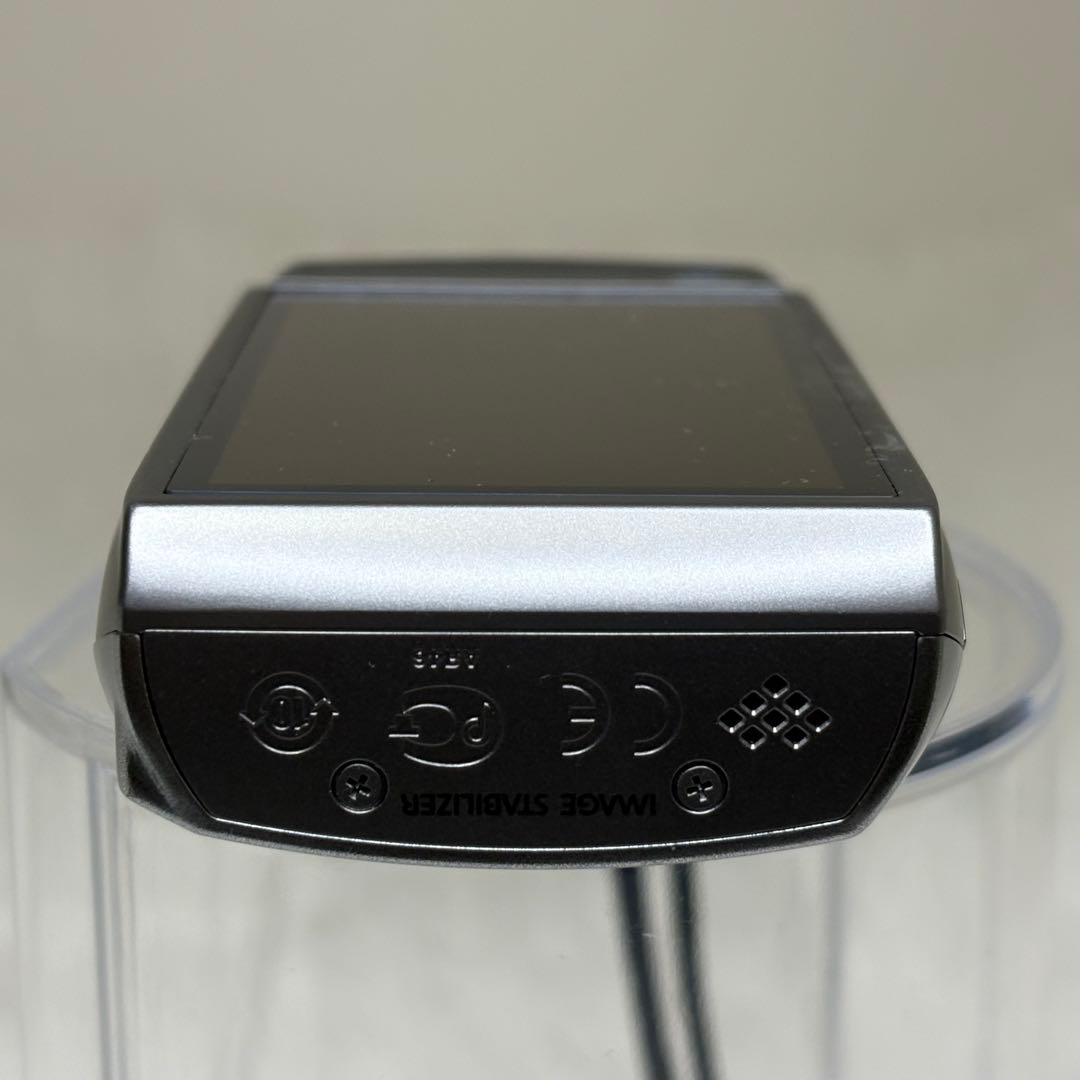 美品　Canon カメラ　IXY 32S PC1682 シルバー コンデジ　可動