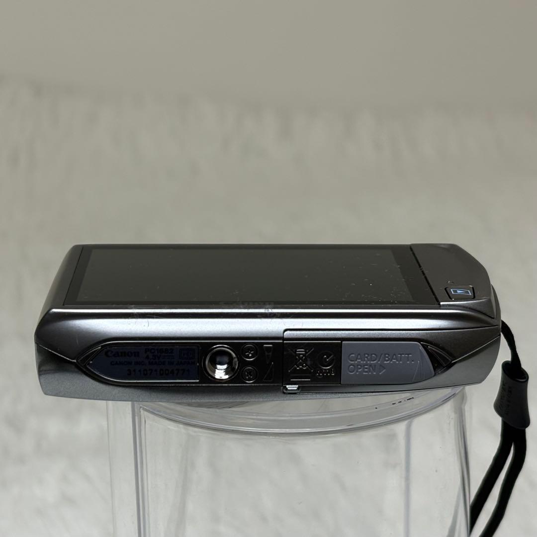 美品　Canon カメラ　IXY 32S PC1682 シルバー コンデジ　可動