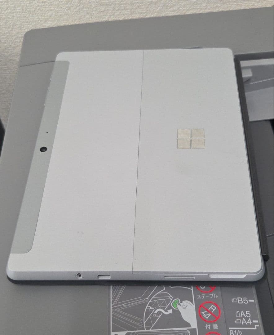 Windowsタブレット本体 Microsoft Surface go3 LTE 8gb 256gb i3
