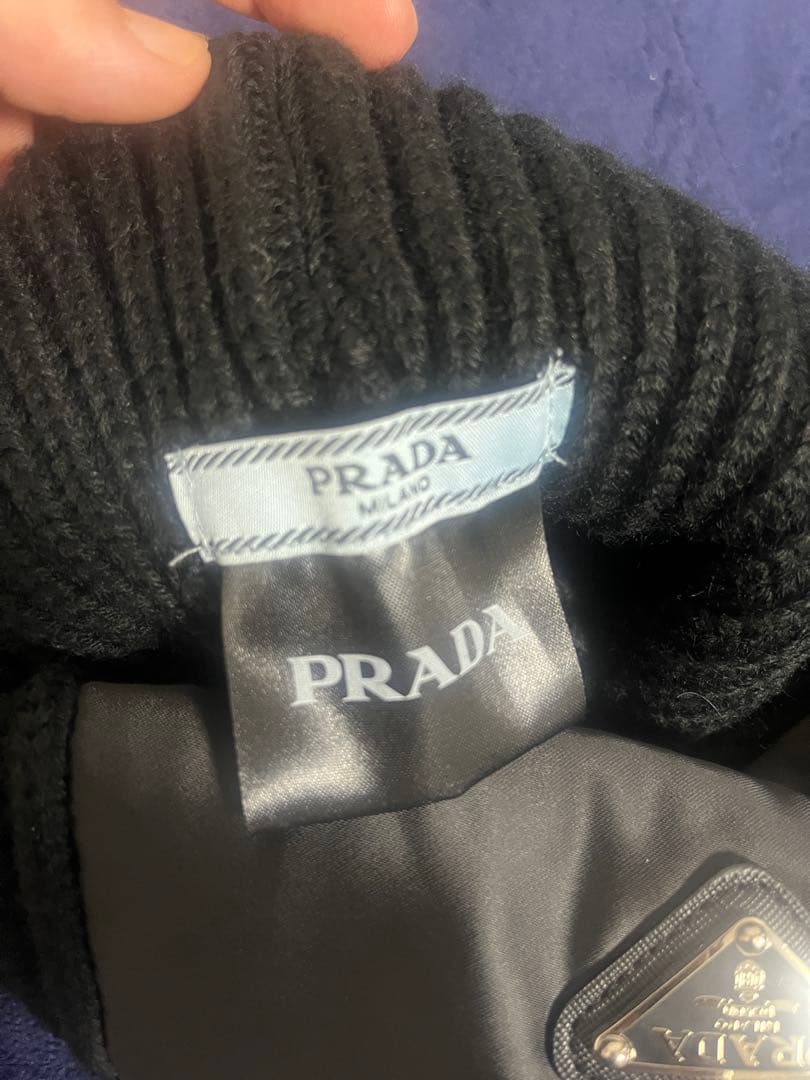 【PRADA】 ニット帽 (テヤン)