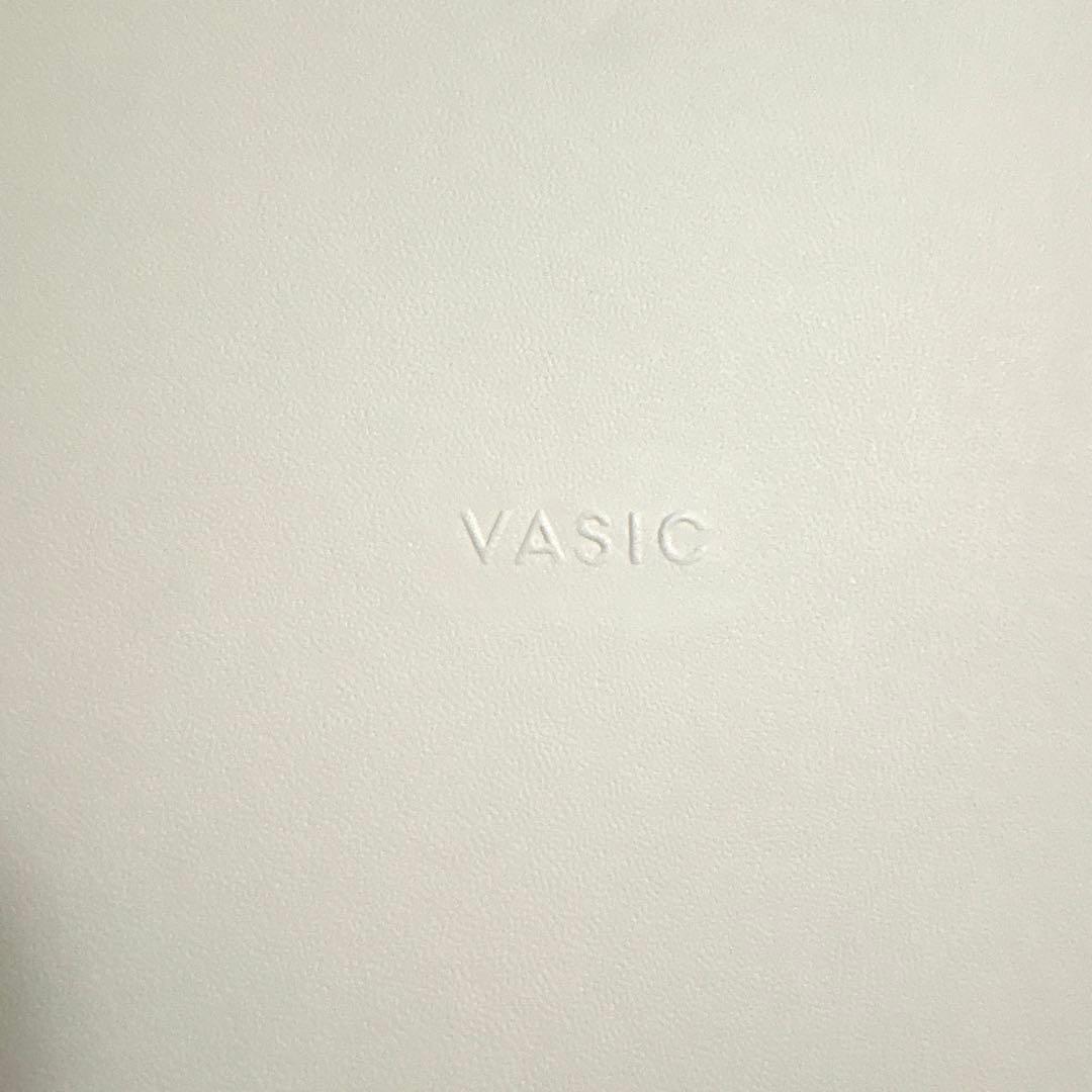 VASIC 二つ折り　ミニ財布 ラベンダー　viola