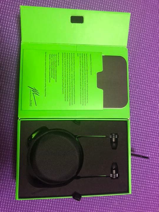 RAZER HAMMERHEAD V2 イヤホン