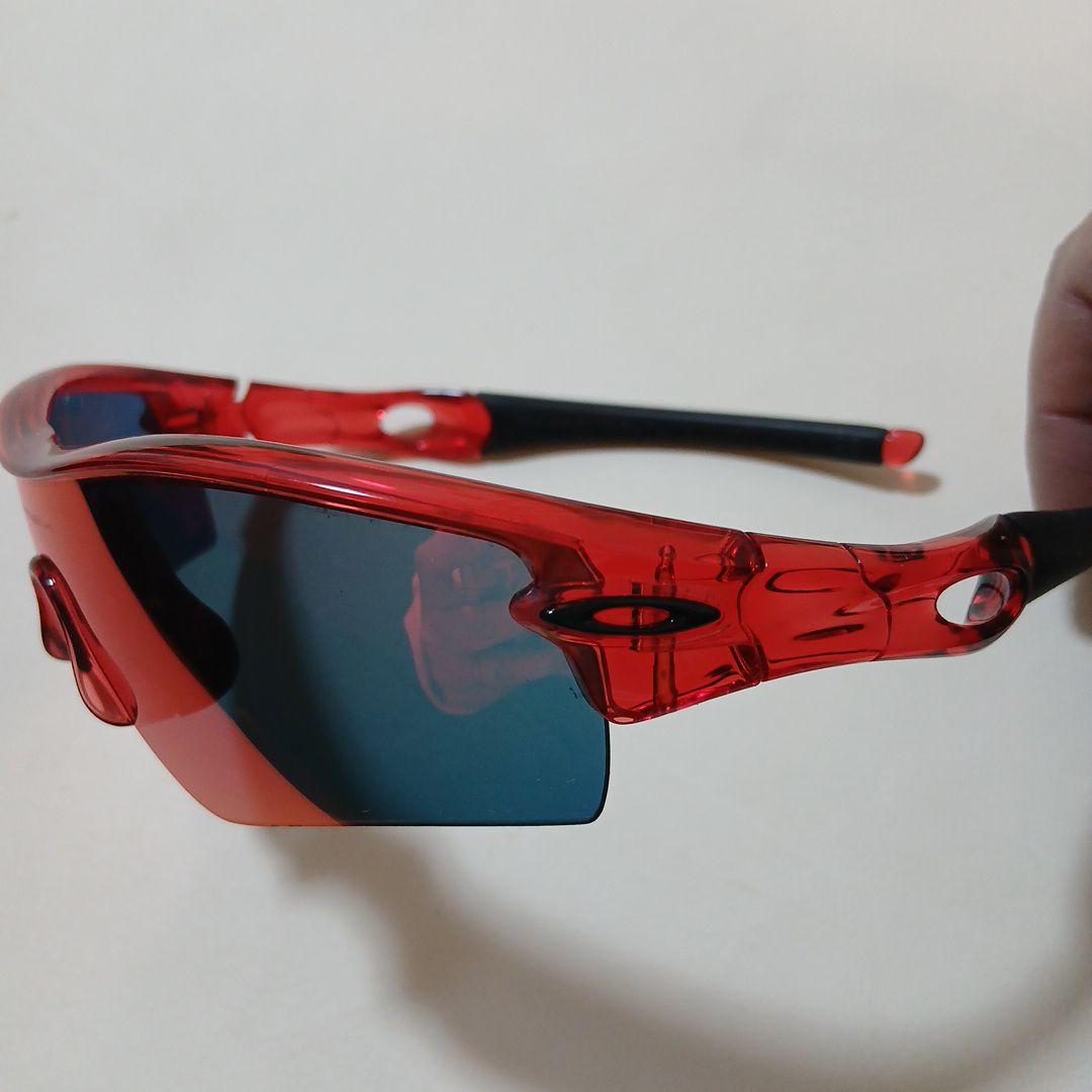 Oakley スポーツサングラス レッド