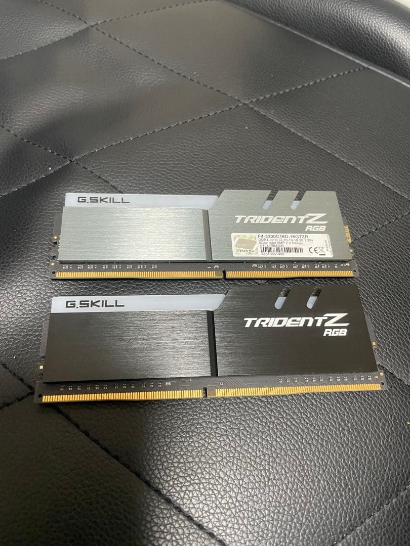 メモリー G.SKILL TRIDENT Z RGB 16GB DDR4 3200MHz