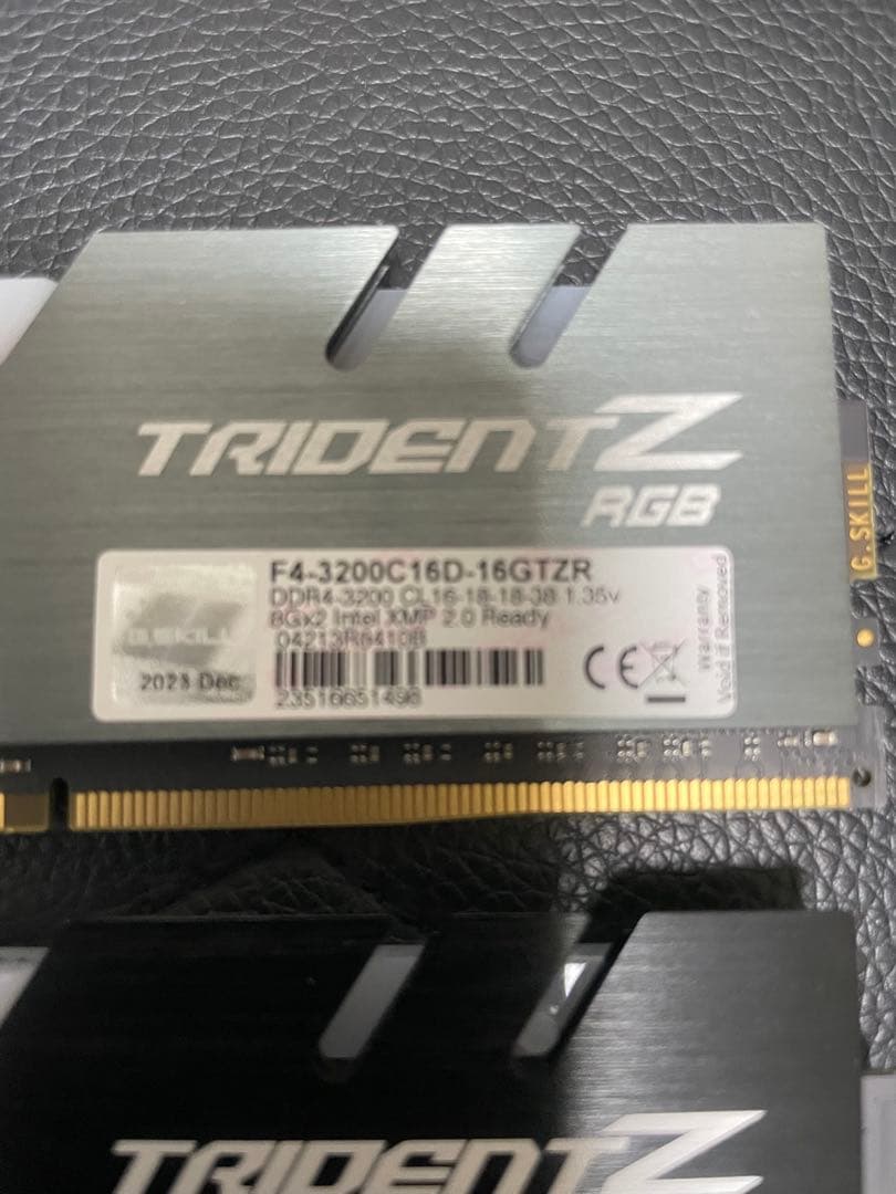メモリー G.SKILL TRIDENT Z RGB 16GB DDR4 3200MHz