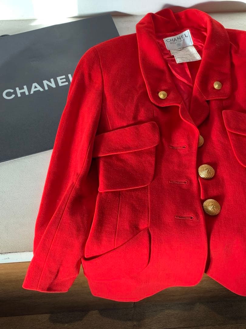 【専用】CHANELテーラードジャケット 赤 サイズ40 ゴールドボタン