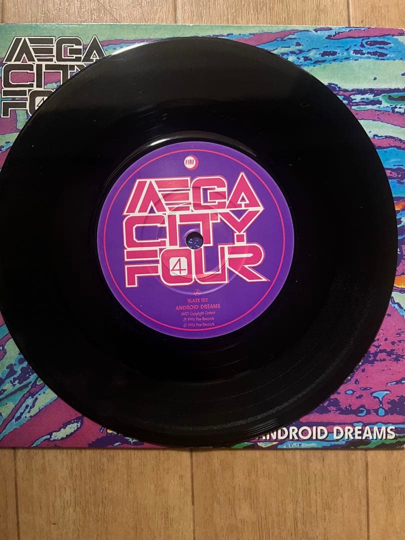 Mega City Four /7インチ 3枚セット