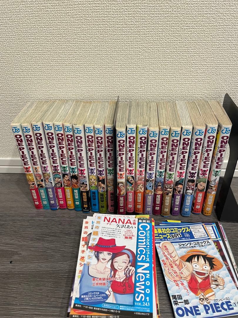 ONE PIECE 全巻セット初版(1~110+おまけ) ほぼ全てに付属品あり