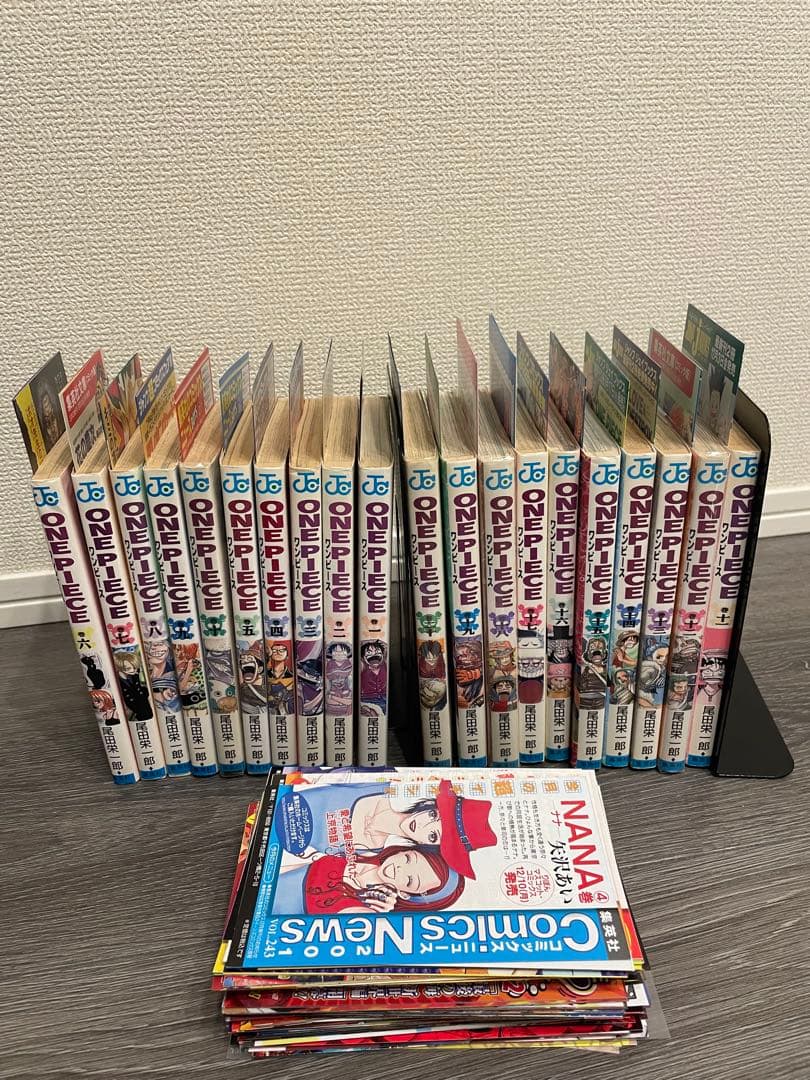 ONE PIECE 全巻セット初版(1~110+おまけ) ほぼ全てに付属品あり