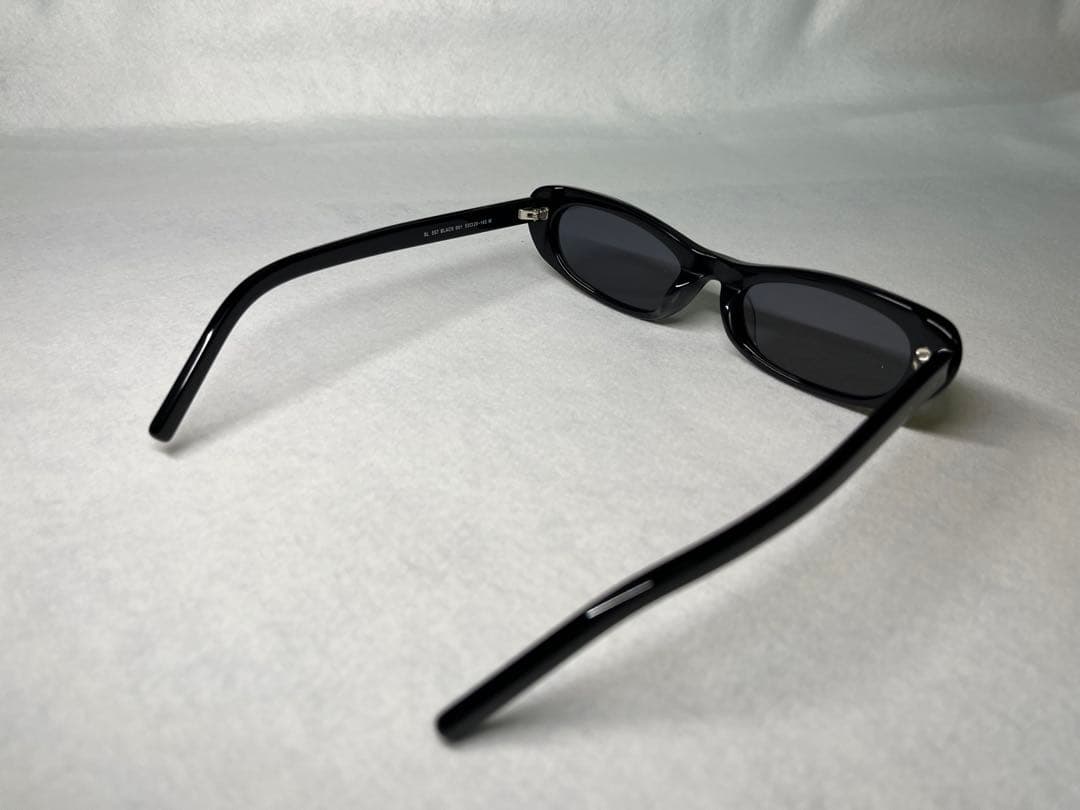 【美品】SAINT LAURENT SL 557 BLACK 001 サングラス