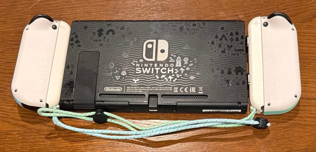 【本体のみ】Nintendo Switch あつまれ どうぶつの森セット