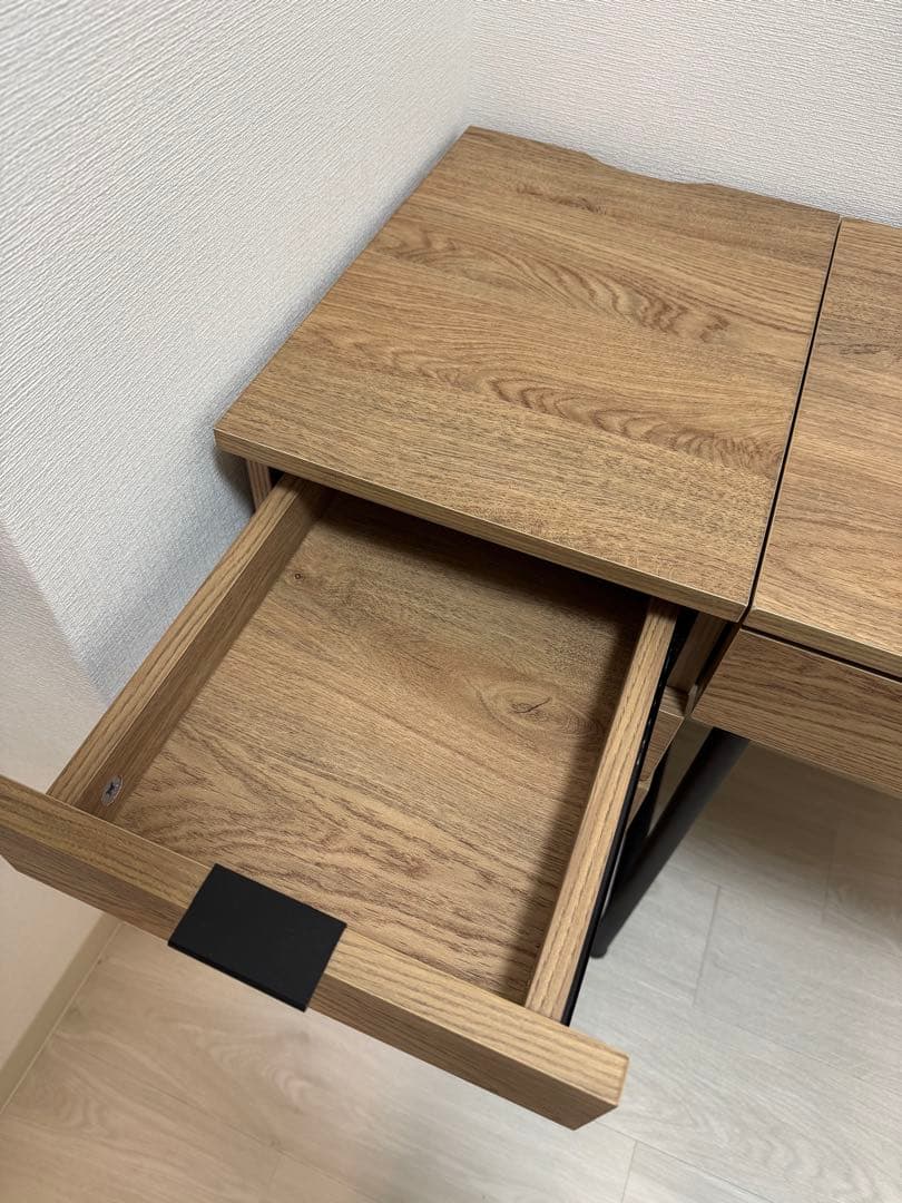 【大阪引き取り限定】4/19まで出品　LOWYA ラタン　コンソールデスク