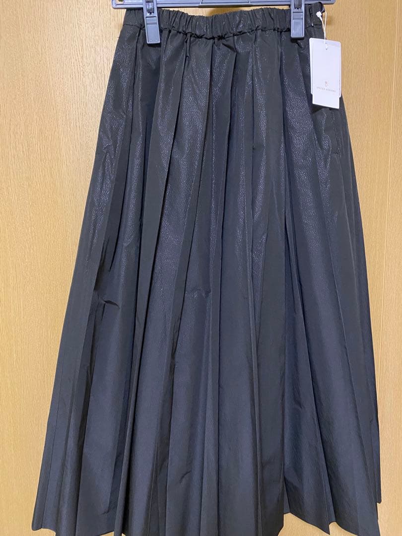 【新品タグ付き】UNITED ARROWS タフタ プリーツ ラメ スカート