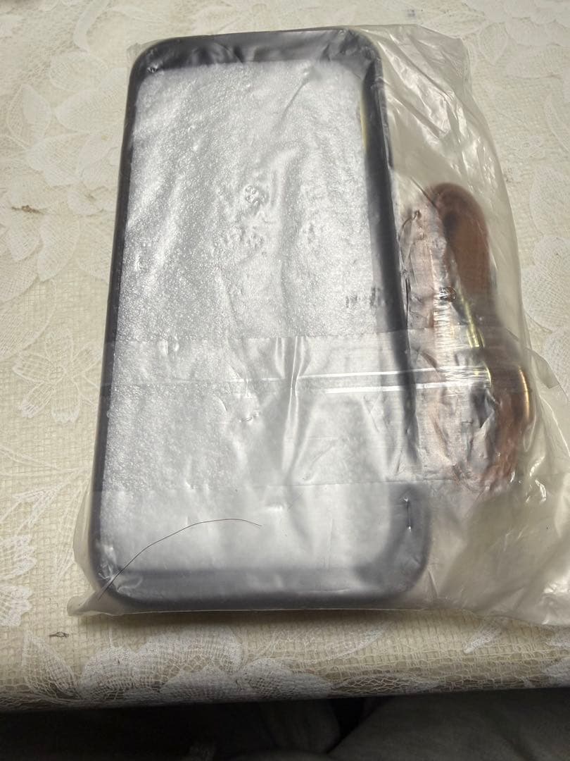 na　iPhone 16 Pro ケース