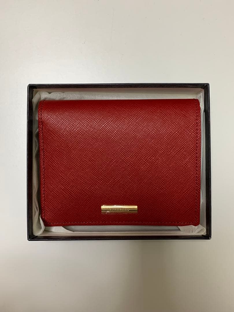 BURBERRY 二つ折り財布 レッド 箱付き