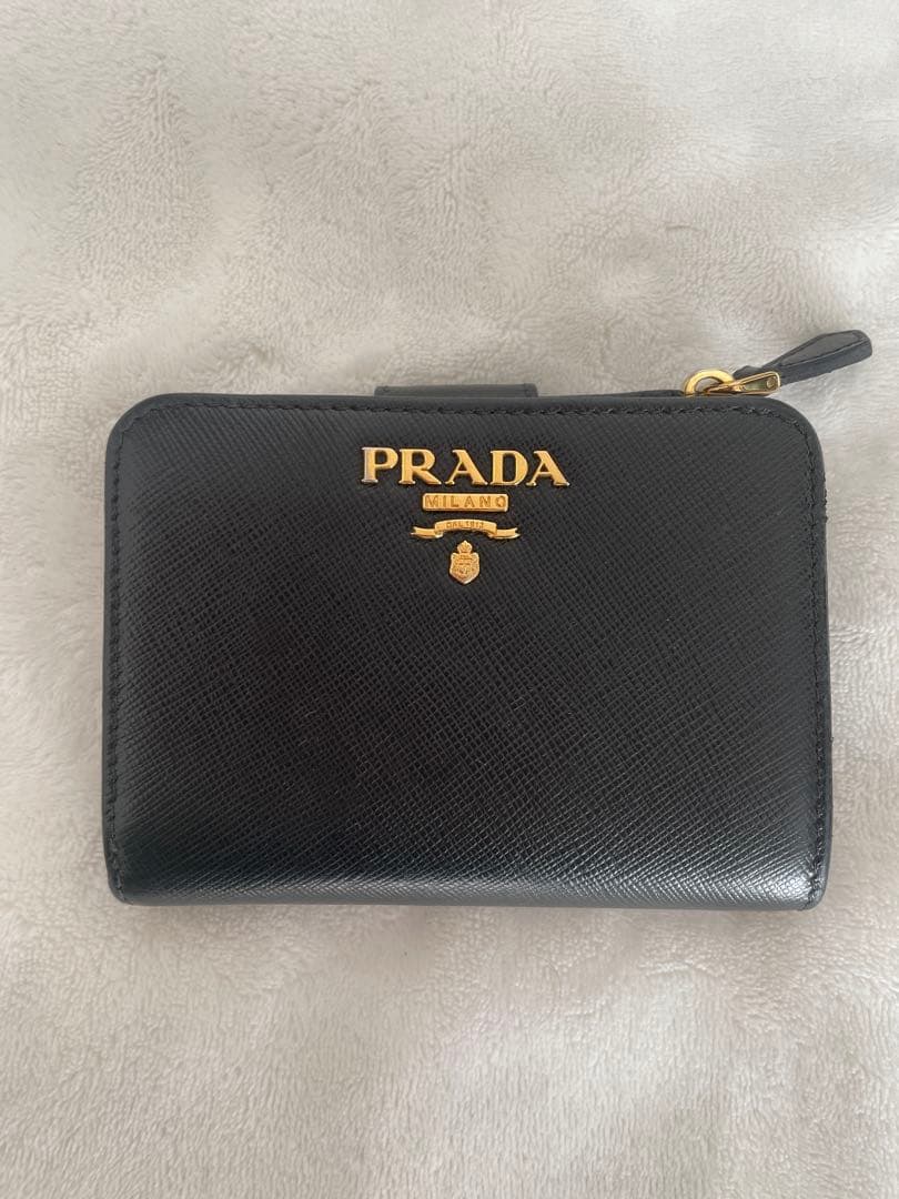 PRADA サフィアーノレザー 二つ折り財布 マルチ ピンク