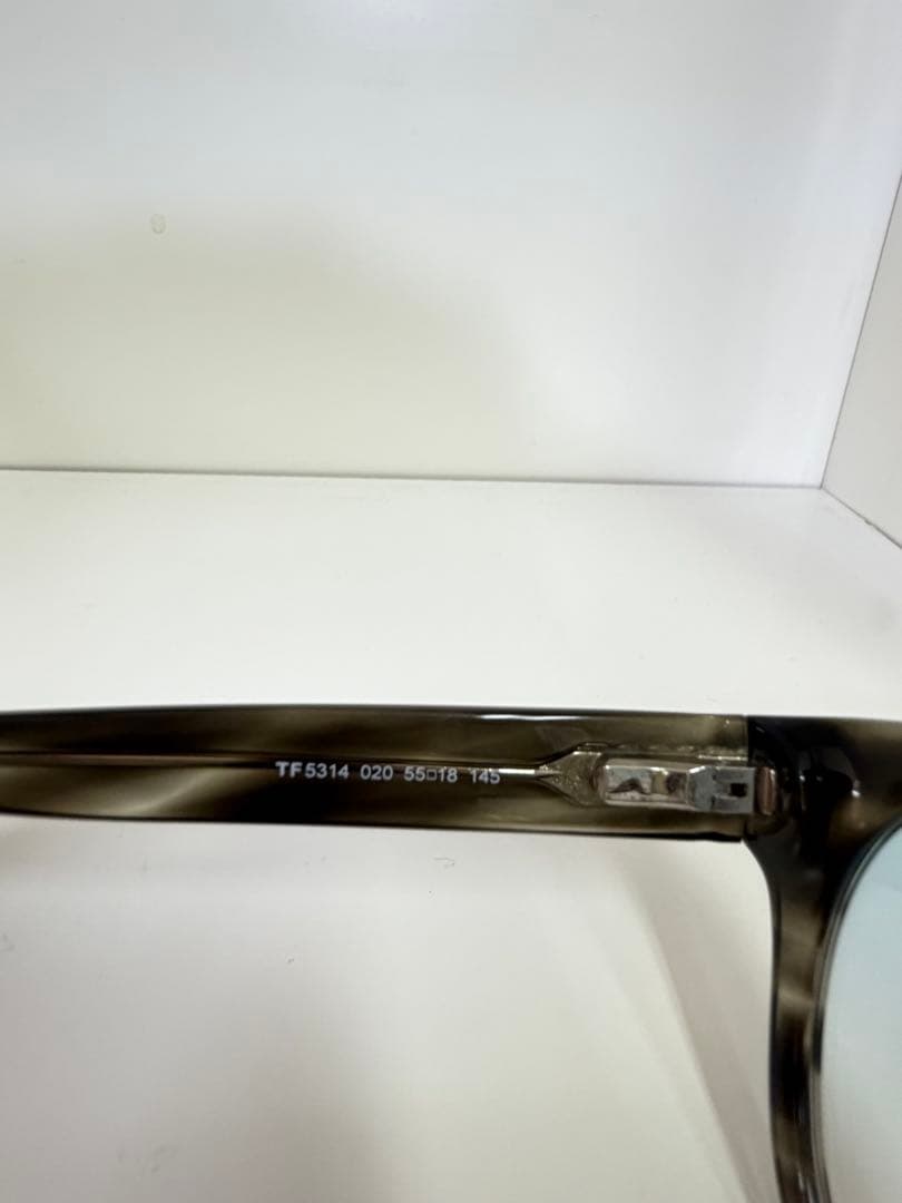 TOM FORD TF5314 ライトブルー サングラス