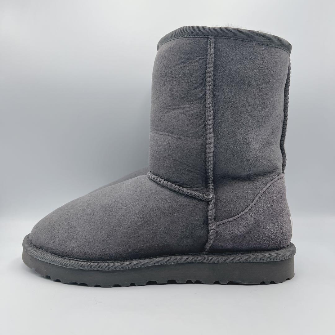 UGG CLASSIC SHORT アグ ムートンブーツ【25cm】
