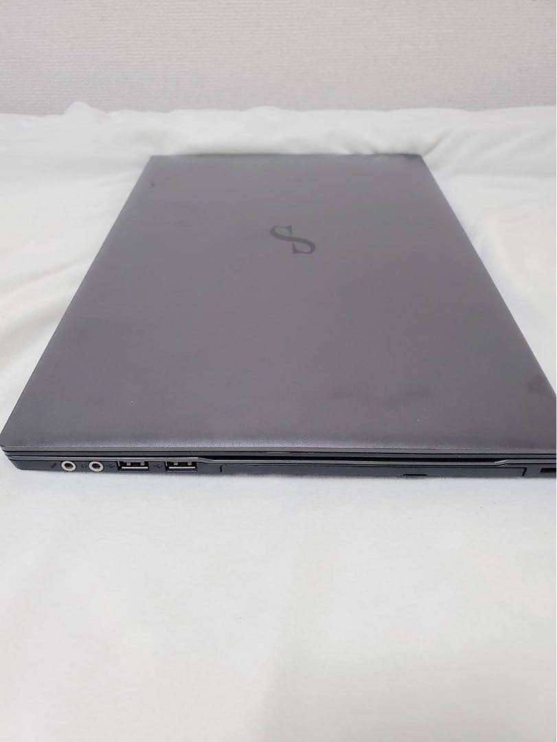 Iiyama ノートPC