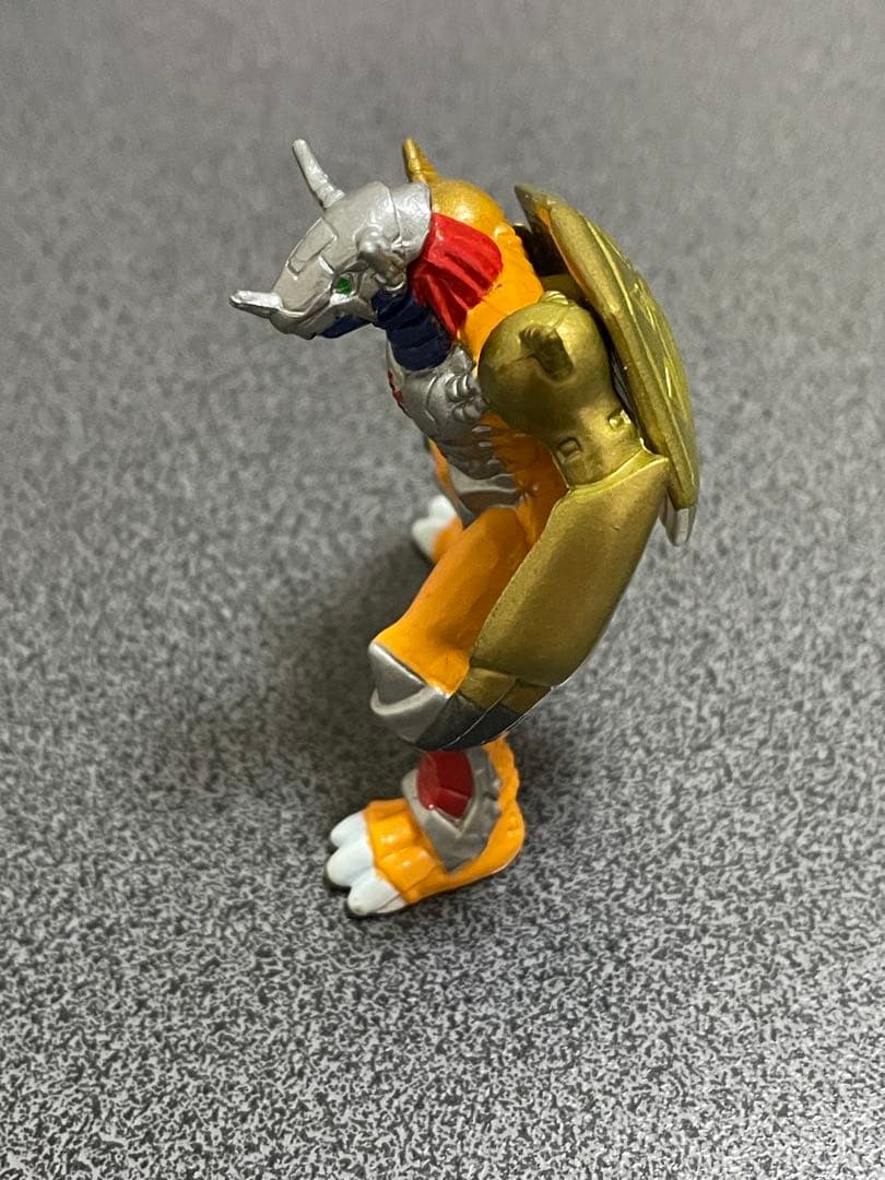 デジタルモンスターフィギュア　ムゲンドラモンVSヴォーグレイモン