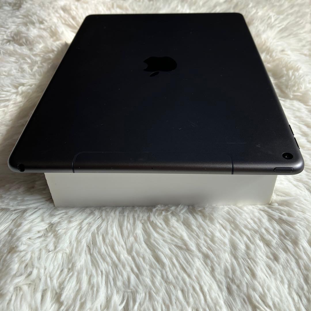 【完動品】iPad Air3 64GB SIMフリー【すぐ発送】【付属品】