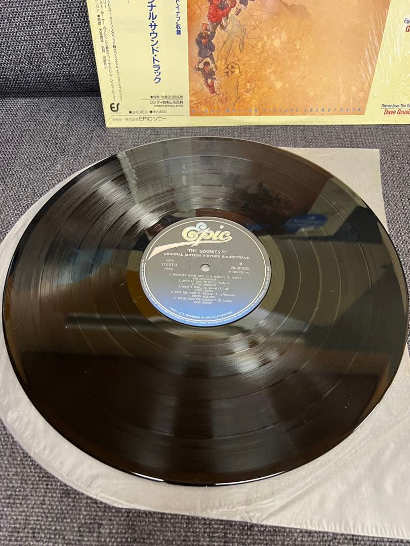 1985年 グーニーズ 帯付きサントラLP レコード美盤 28·3P-629