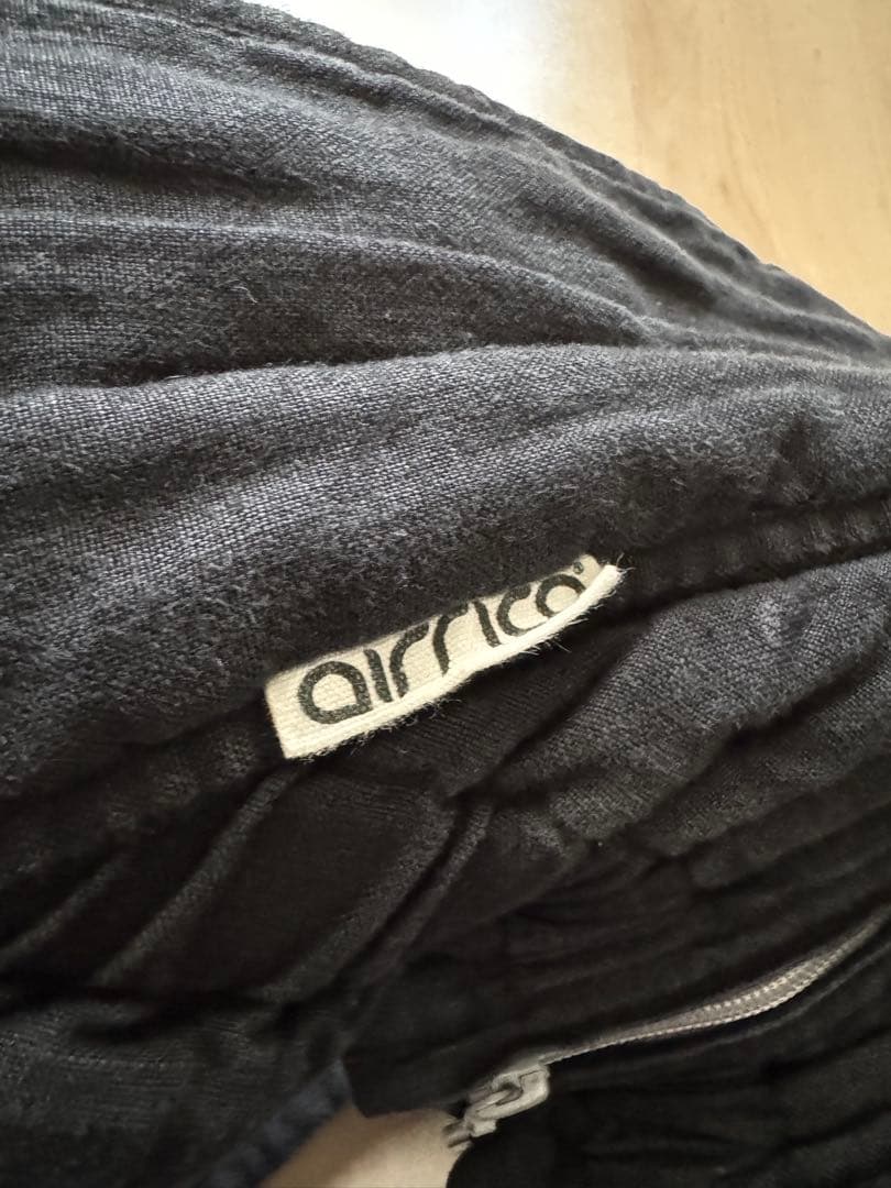 エアリコ　airrico　抱っこ紐　size2　ブラック よだれカバー付き