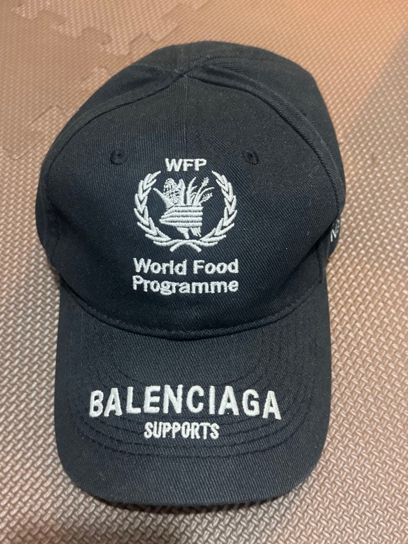 ✨超美品✨BALENCIAGA　キャップ　WFP　マジックテープ　L58　黒