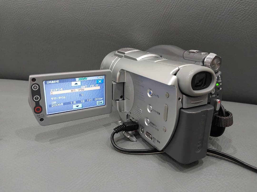 ☆超美品☆　SONY デジタルビデオカメラレコーダー　DCR-DVD405