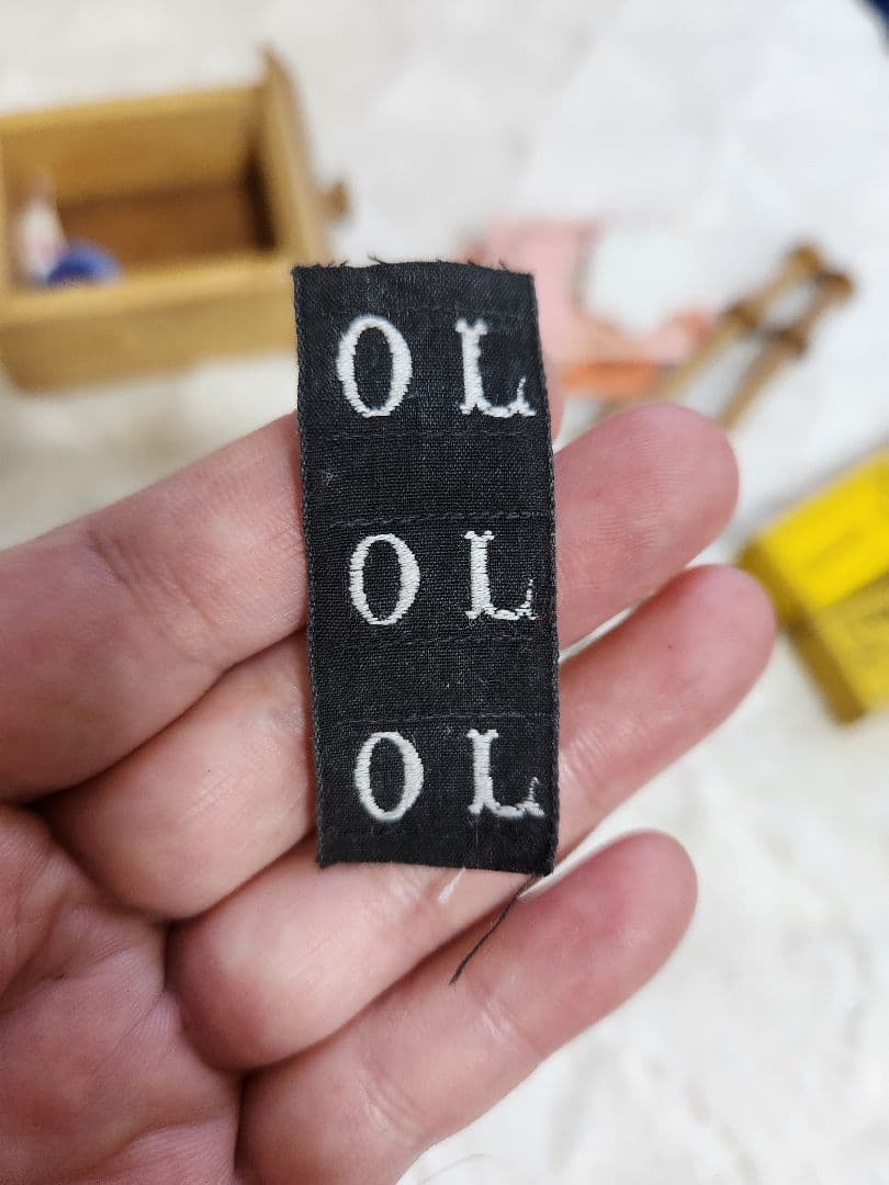 アンティーク 木製の小箱と道具セット刺繍 レース リネンレア貴重品フランス蚤の市